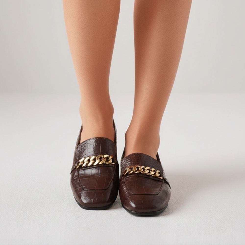 Torgeis Women's Vain Loafer Color Brown Size 8.5 brand new